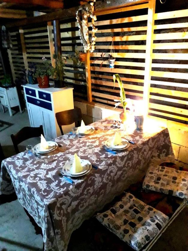 Guest House Meri Poppins Dedoplis Tskaro Buitenkant foto