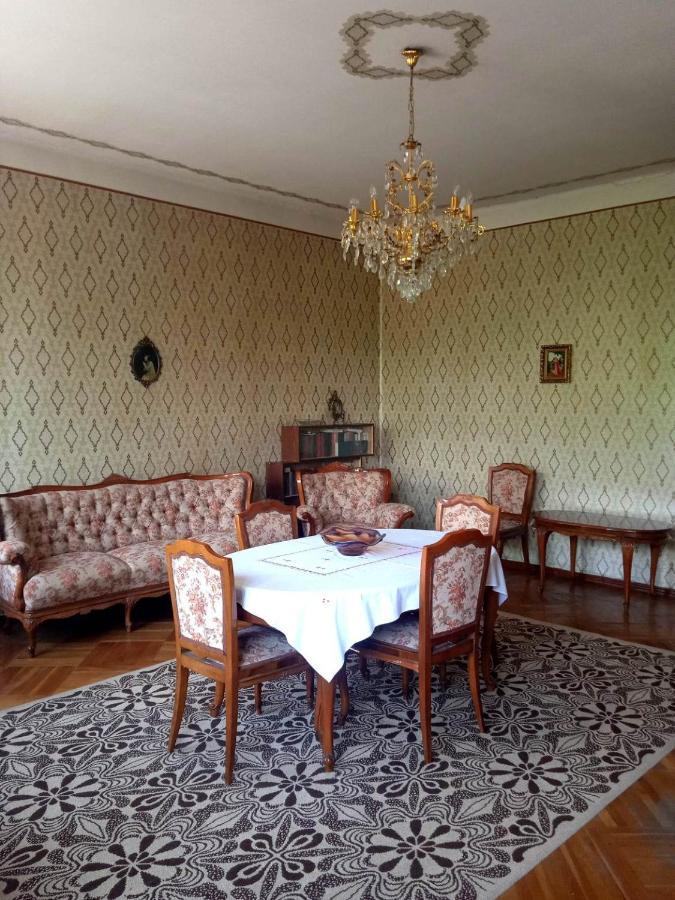 Guest House Meri Poppins Dedoplis Tskaro Buitenkant foto